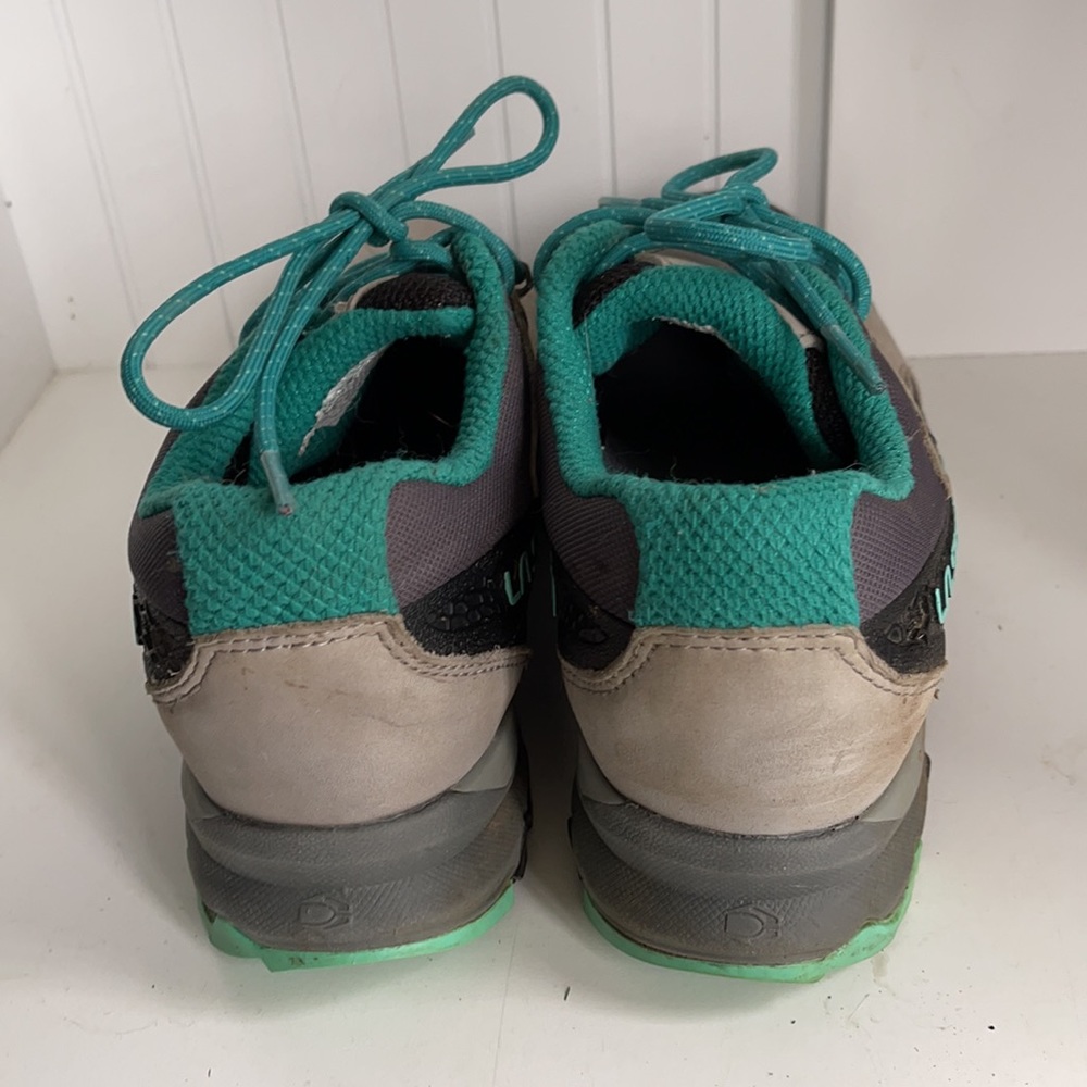 La Sportiva Hiking Shoes - image 3